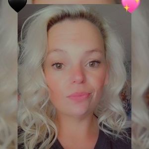 Meet your Posher, Britni